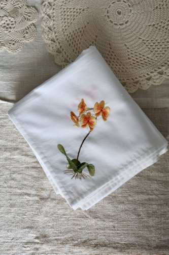 8 serviettes de table anciennes coton blanc - Brodées motif fleur orange