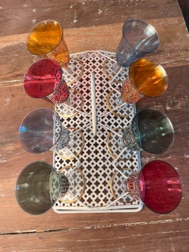 8 verres et support années 50