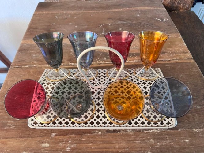 8 verres et support années 50