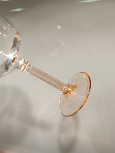 8 verres / flûtes pied côtelé rosaline de Luminarc | vintage