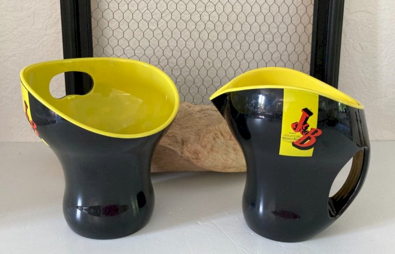 824⚜️ Pichet Carafe + Bac à Glaçon Whisky J&B en plastique Dur Noir et Jaune