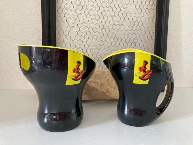 824⚜️ Pichet Carafe + Bac à Glaçon Whisky J&B en plastique Dur Noir et Jaune