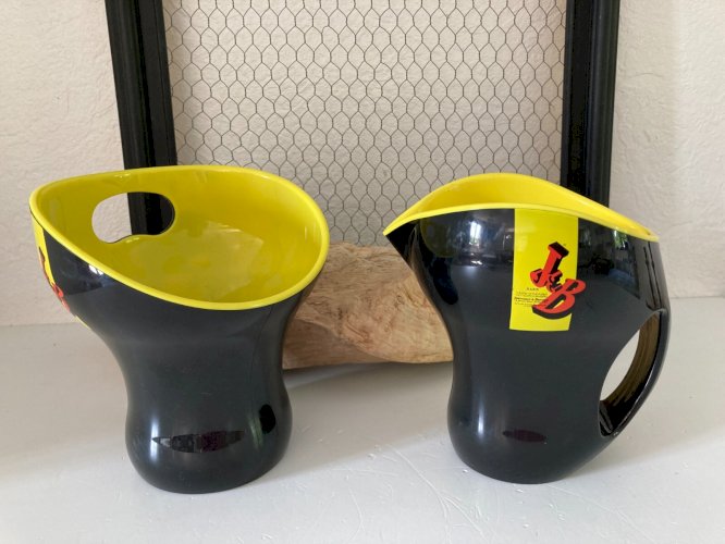 824⚜️ Pichet Carafe + Bac à Glaçon Whisky J&B en plastique Dur Noir et Jaune