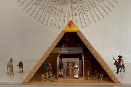 824⚜️ Playmobil - 4240 - Egyptian Pyramid with Characters