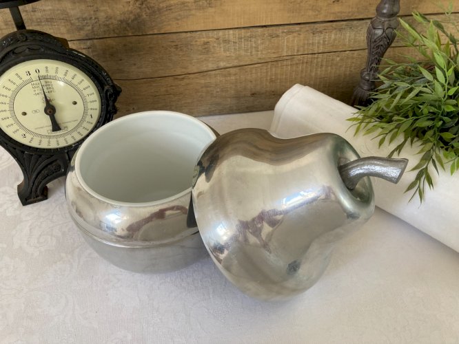 825⚜️ Ancien Seau à Glaçons Bac à Glace Forme de Poire en Aluminium Vintage