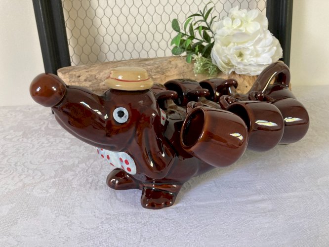 825⚜️ Bouteille Service à Liqueur en Forme de Chien Teckel Céramique 6 Verres