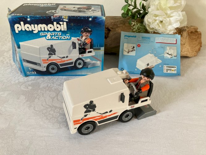 825⚜️ Jouet Playmobil Réf 6193 Agent D'entretien et Surfaceuse