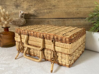 825⚜️ Small Woven Rattan Suitcase Length 30 Cm
