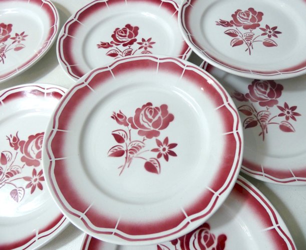 9 assiettes plates FB Digoin rose
