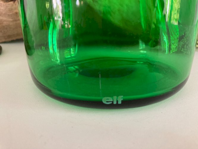 924⚜️ Ancienne Bouteille en Verre Verte Publicitaire Elf Vintage Hauteur 23 Cm