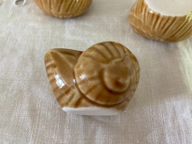 924⚜️ Lot de 36 Coquillages Escargots en Céramique, Coquilles Escargot Vintage