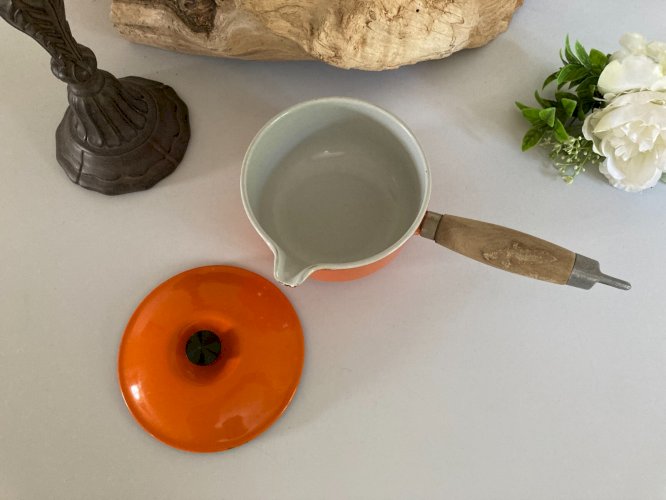924⚜️Ancienne Casserole Orange Style Le Creuset Fonte Émaillée Vintage Ø 14 Cm