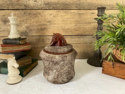 925⚜️ Ancienne Boite Pot à Tabac Avec Tête de Cheval en Céramique Hauteur 20 Cm