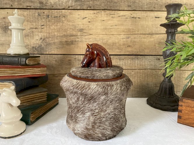 925⚜️ Ancienne Boite Pot à Tabac Avec Tête de Cheval en Céramique Hauteur 20 Cm