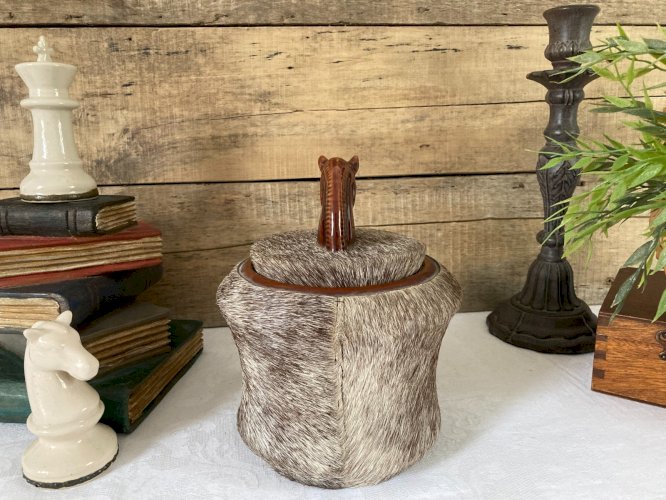 925⚜️ Ancienne Boite Pot à Tabac Avec Tête de Cheval en Céramique Hauteur 20 Cm