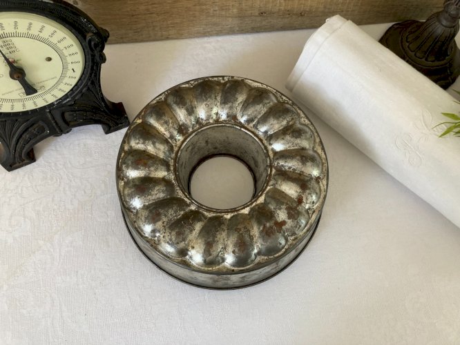 925⚜️ Décoration Ancien Moule à Gateau en Fer Diamètre 24 Cm Vintage