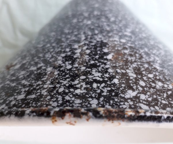 Abat-jour en tôle émaillée