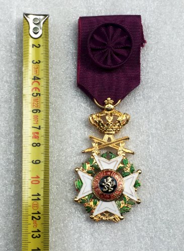 ABL : ORDRE DE LEOPOLD 1er OFFICIER AVEC GLAIVES XX ORIGINAL
