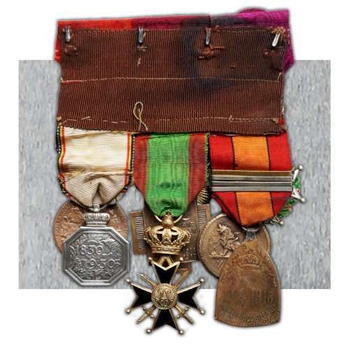 ABL : TRES RARE : BARETTE 9 MÉDAILLES BELGES + EPAULETTES - WW1 ALBERT 1ER ORIGINAL