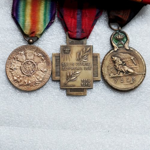 ABL : TRES RARE : BARETTE 9 MÉDAILLES BELGES + EPAULETTES - WW1 ALBERT 1ER ORIGINAL