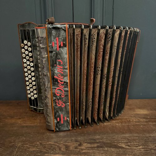 Accordéon F. Dedenis avec boite d'origine L9204