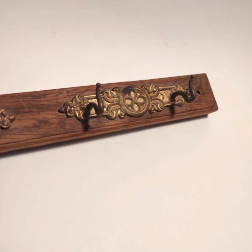 Accroche torchons ancien en bois, vintage style