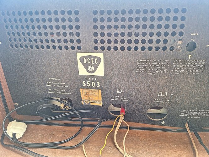ACEC meuble vintage radio et tourne disques 5503