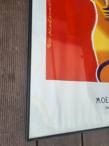 AFFICHE PUBLICITAIRE ENCADREE MOËT & CHANDON PAR ROMAN KALARUS