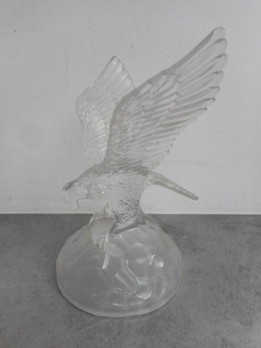 AIGLE EN VERRE