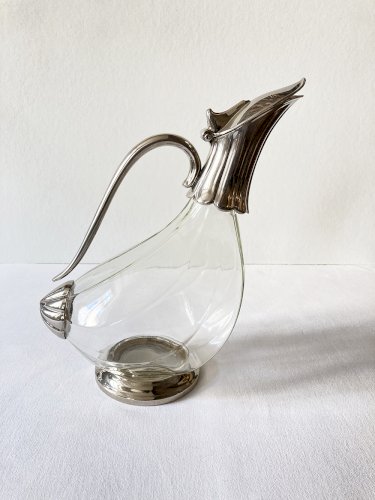 Aiguière, carafe à décanter en métal argenté et verre