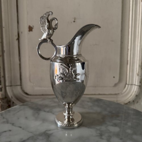 Aiguière en argent début XIXe prise à décor de cygne M3590