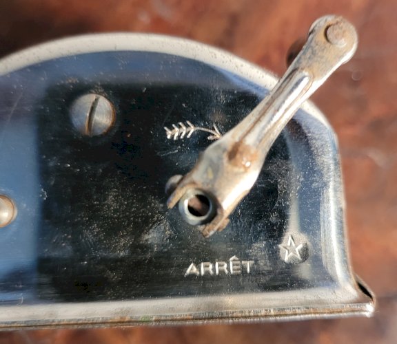 Aiguiseur de lame de rasoir Radium 1940's