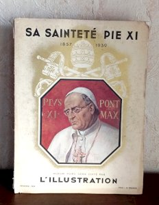 Vintage album 1939 – His Holiness Pius XI – special issue L’Illustration – vintage Catholic religious book collection