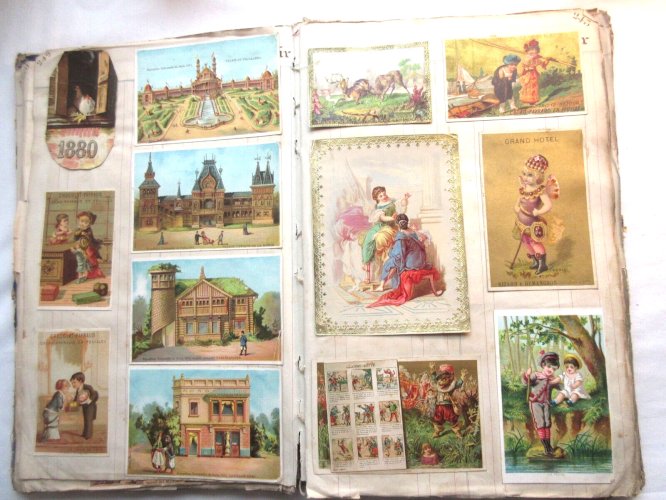 Album chromo + découpis XIXème, 55 pages: Poulain, Fleurs, animaux, personnages