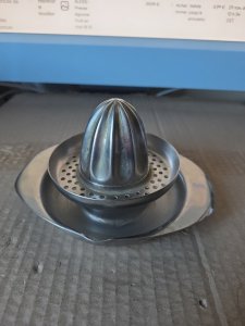 ALESSI -Presse Agrume Fruit en Inox 18-10