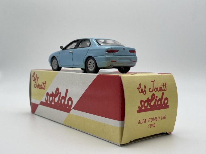 Alfa Roméo 156 (1998) 1/43 Solido