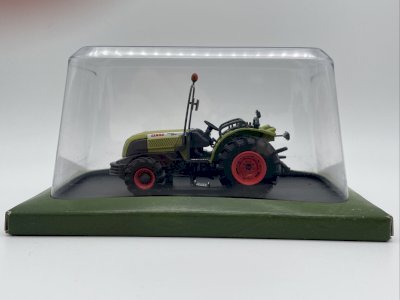  Claas Nectis 257F (2004) Hatchet