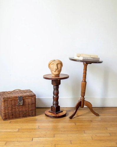 Alfred, le guéridon en bois N°108