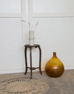 Alfred, the wooden side table No. 68