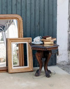 Alfred, the wooden side table No. 96