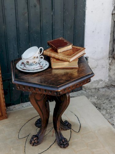 Alfred, le guéridon en bois N°96