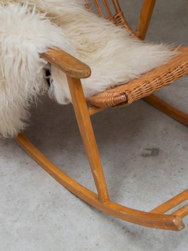 Alibert, le rocking-chair Uluv en bois clair N°56