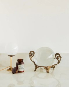 Alix, the crystal ball No. 258