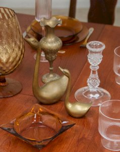 Alix, the pair of golden brass swans N°491