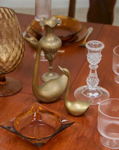 Alix, la paire de cygnes en laiton doré N°491