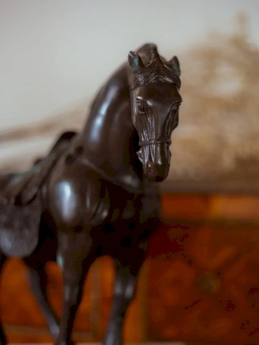 Alix, le cheval décoratif en bronze N°571