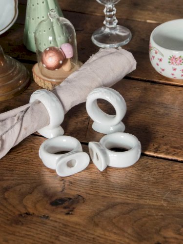 Alix, le lot de 4 ronds de serviettes en faïence N°514