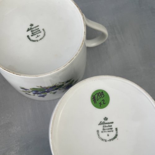 ALLEMAGNE Bavaria 2 grosses tasses porcelaine de Bavière décor fleurs violette