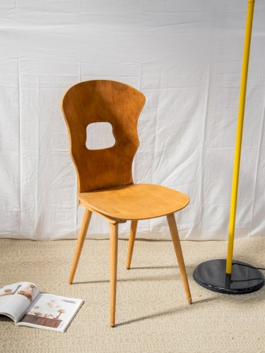 Alma, la chaise Baumann en bois N°849