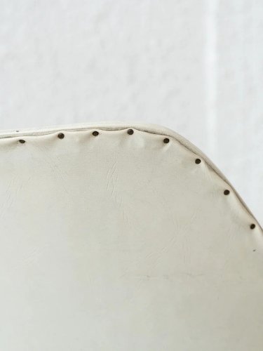 Alma, la chaise blanche N°616